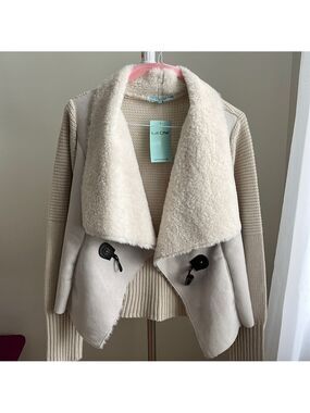 La Cite Acrylic and Wool Knitted Jacket
